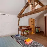 Maison Dans Village Medieval Tatil Evi *